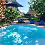 Apartament Negy Evszak Apartmanhaz