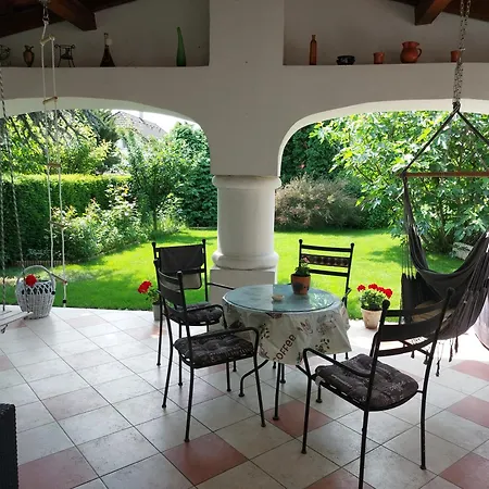 Negy Evszak Apartmanhaz * Залакарош