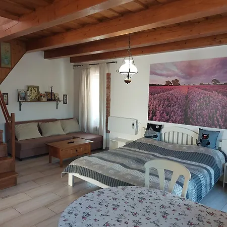 Negy Evszak Apartmanhaz *