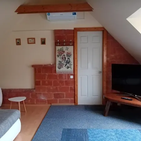 Negy Evszak Apartmanhaz *