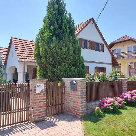 Négy évszak Appartement *