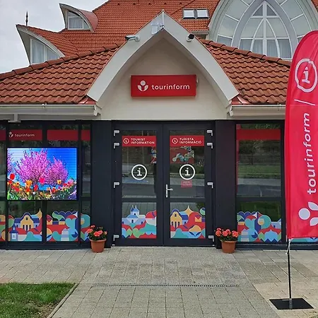 Negy Evszak Apartmanhaz Zalakaros