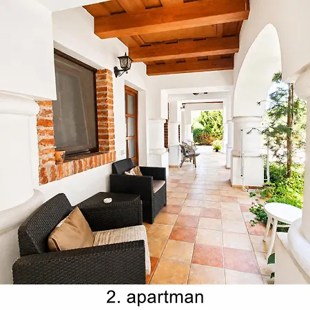 Apartament Negy Evszak Apartmanhaz Zalakaros