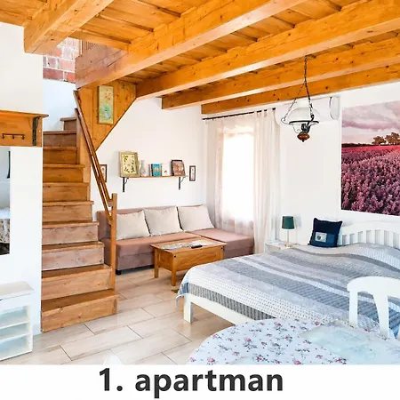 Negy Evszak Apartmanhaz Apartament Zalakaros
