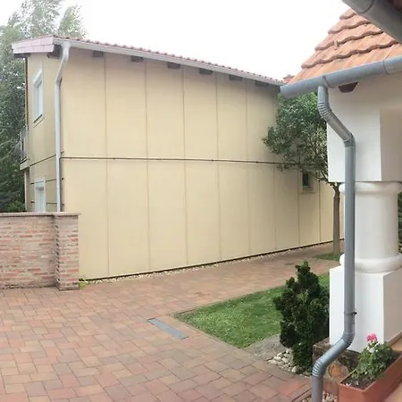 Negy Evszak Apartmanhaz Apartament *