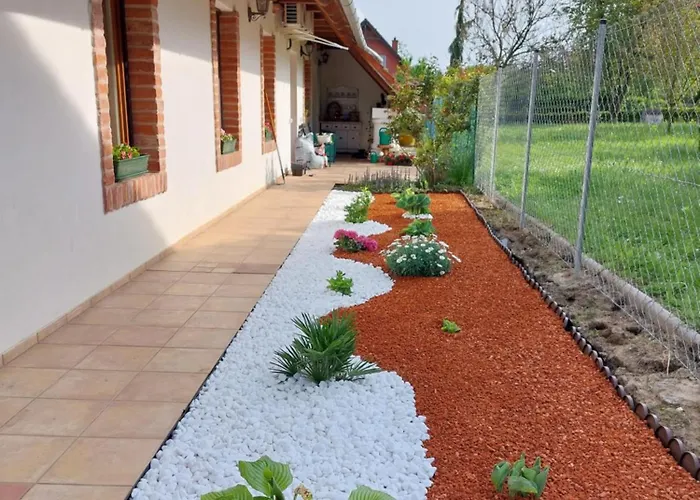 Negy Evszak Apartmanhaz זלקרוס