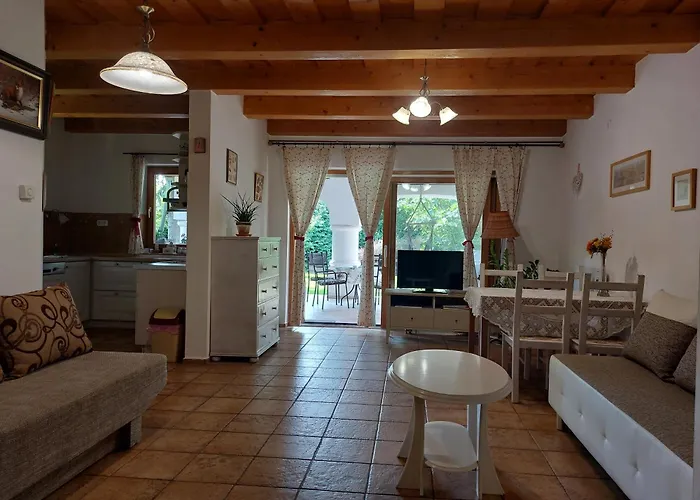 Negy Evszak Apartmanhaz דירה זלקרוס