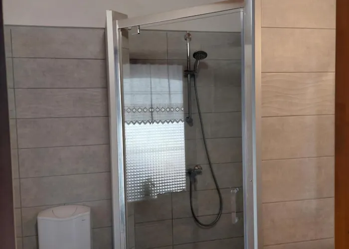 Negy Evszak Apartmanhaz *