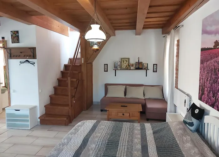 Negy Evszak Apartmanhaz *